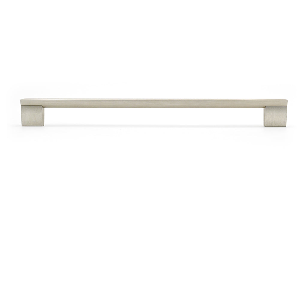 Cabinet handle