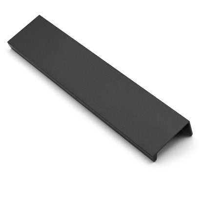 Elanora Cabinet Lip Pull