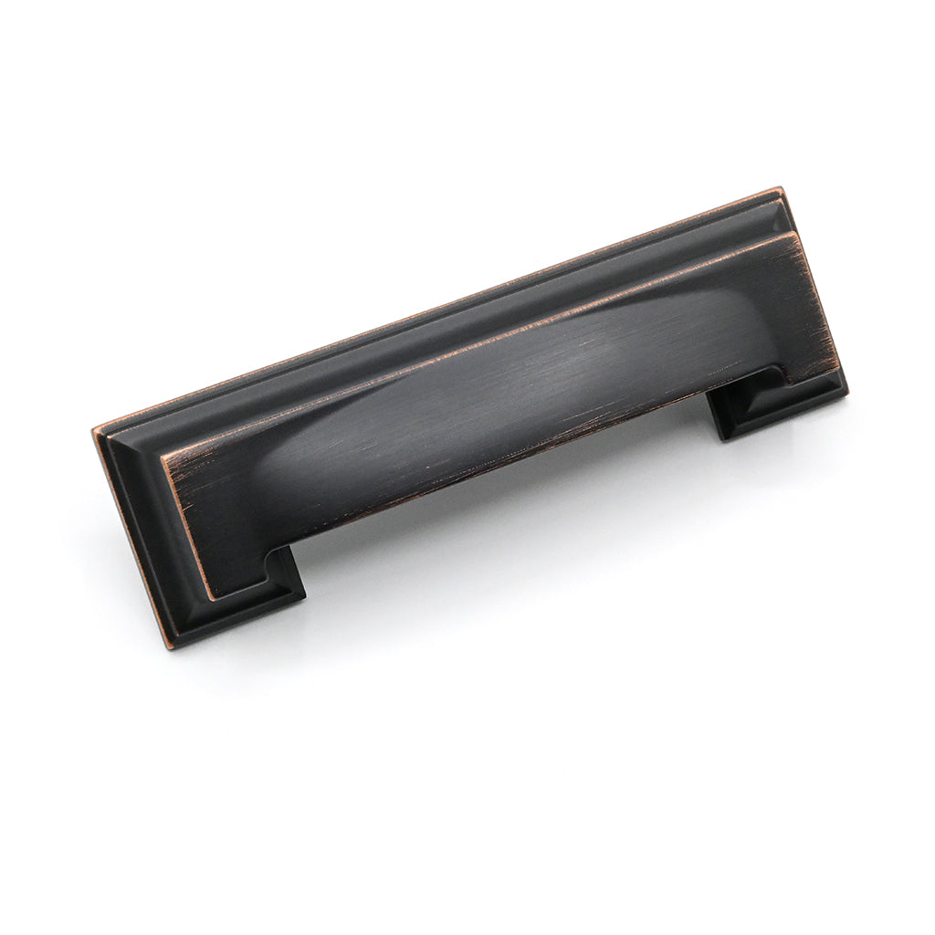 Herston Cabinet Cup Pull